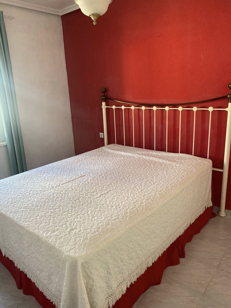 4 soverom Villa til salgs i San Miguel de Salinas med svømmebasseng garasje - € 260 000 (Ref: 9631469)