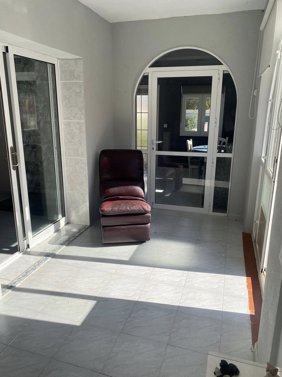 4 soverom Villa til salgs i San Miguel de Salinas med svømmebasseng garasje - € 260 000 (Ref: 9631469)