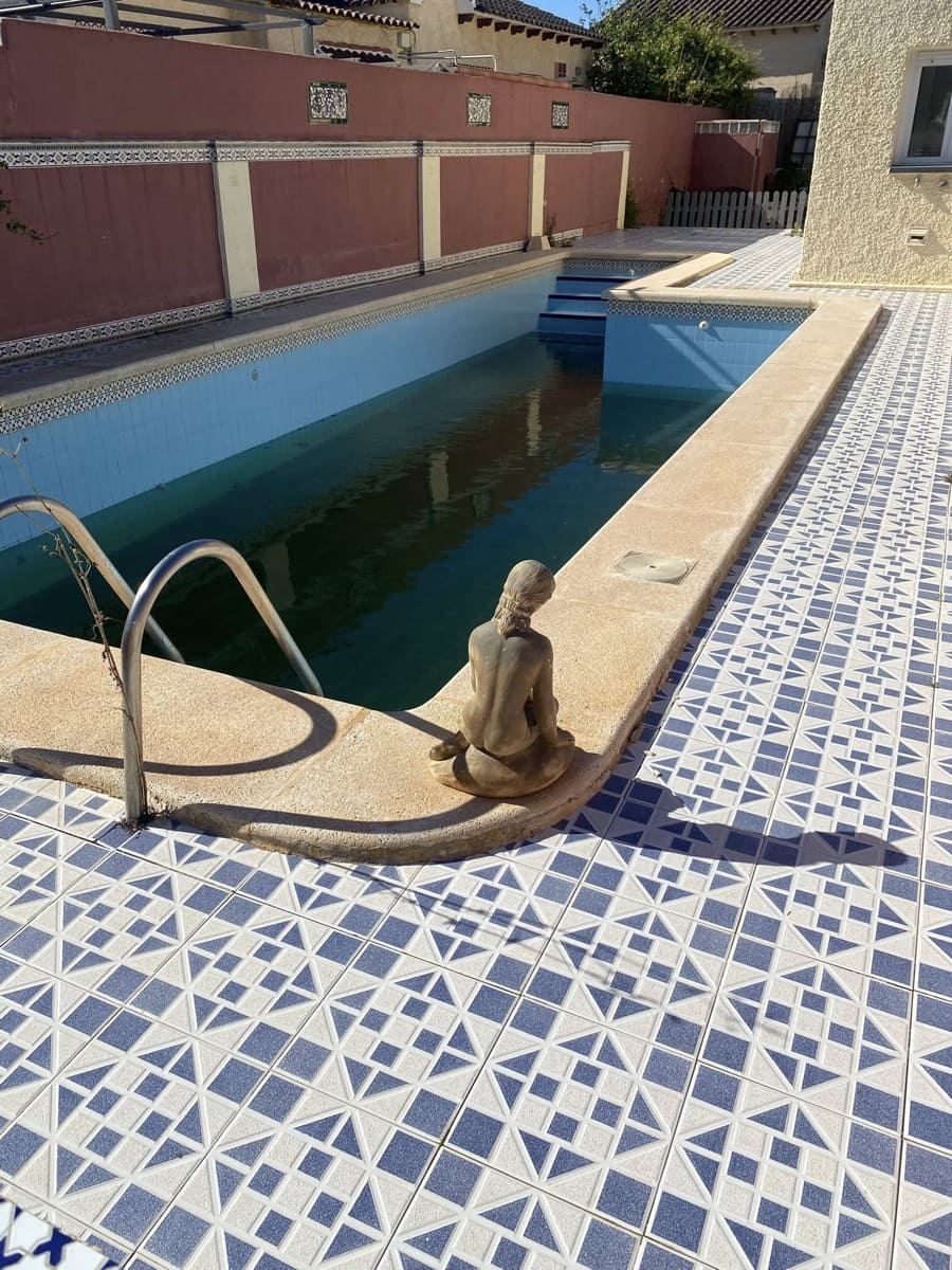 4 soverom Villa til salgs i San Miguel de Salinas med svømmebasseng garasje - € 260 000 (Ref: 9631469)