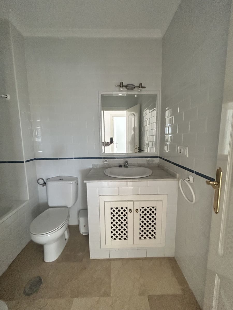 2 quarto Apartamento para venda em Villamartin com piscina garagem - 179 995 € (Ref: 9640679)