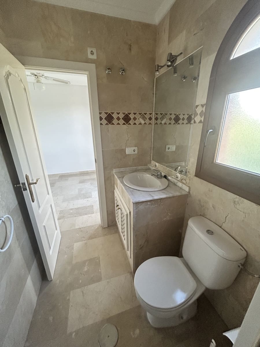 2 quarto Apartamento para venda em Villamartin com piscina garagem - 179 995 € (Ref: 9640679)