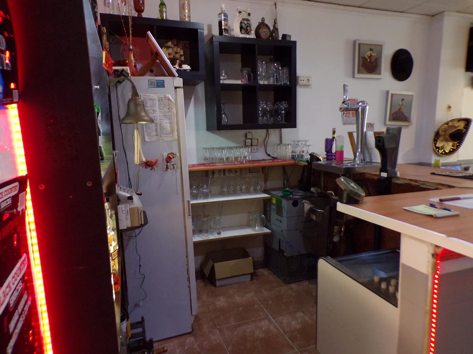 Kommersiell til salgs i Orihuela Costa med garasje - € 15 000 (Ref: 9685148)