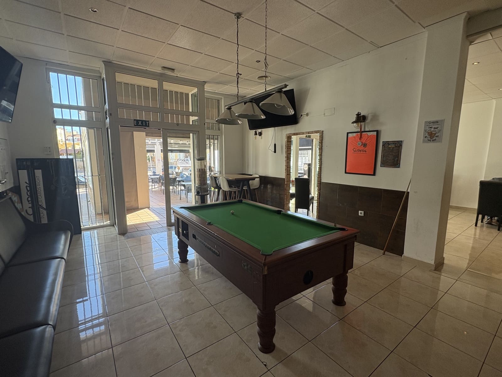 Kommersiell til salgs i Villamartin - € 150 000 (Ref: 9687553)