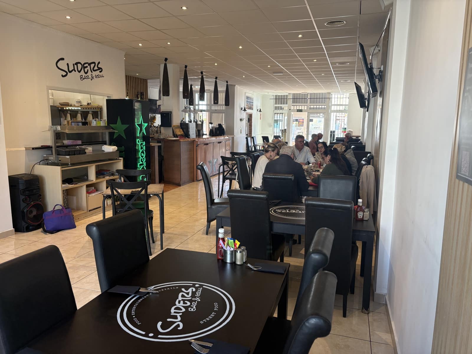 Kommersiell til salgs i Villamartin - € 150 000 (Ref: 9687553)