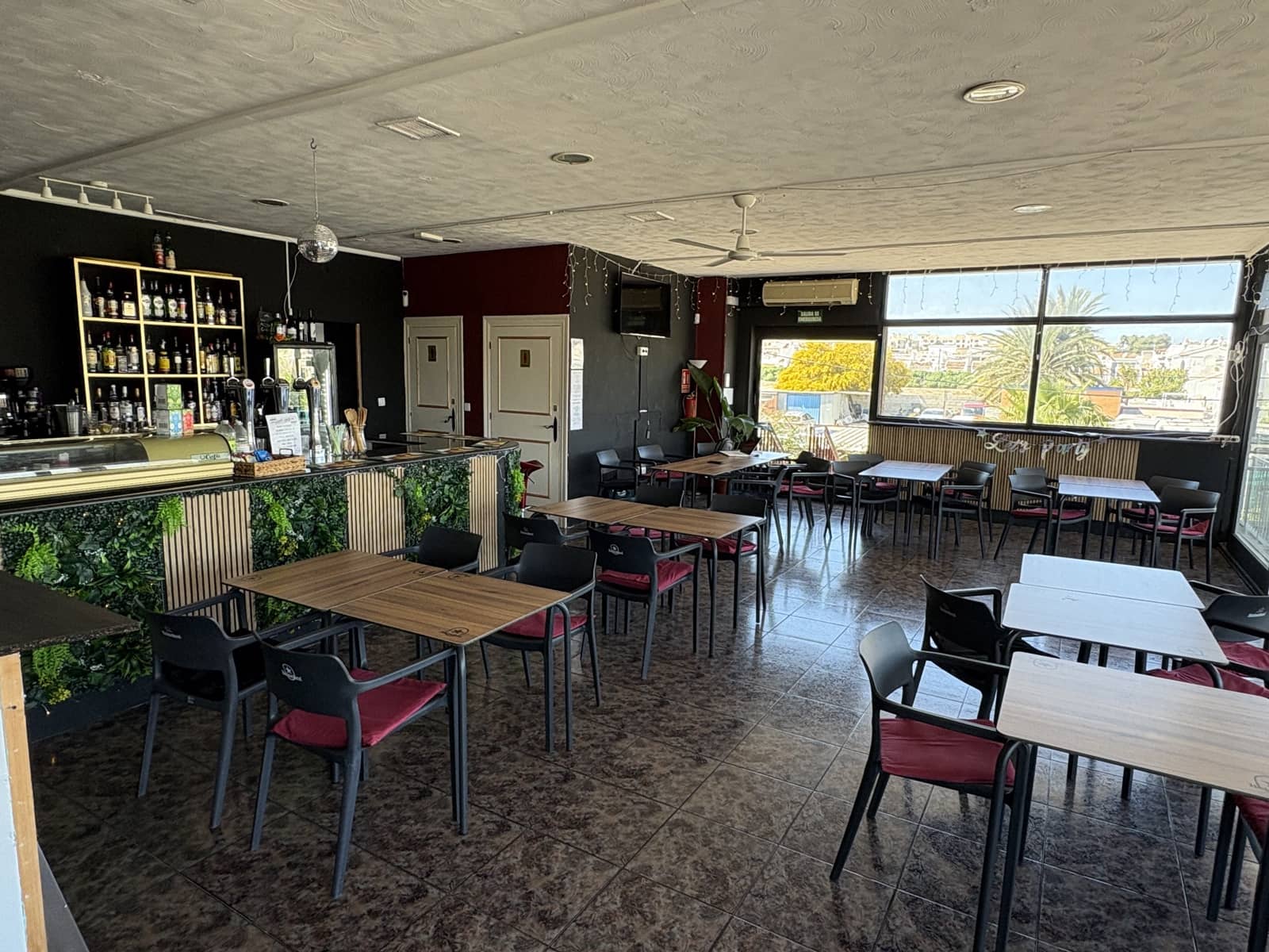 Restaurant/Bar til salg i Orihuela Costa - € 45.000 (Ref: 9723616)