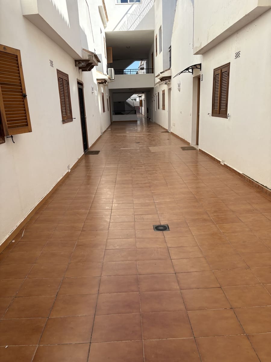 1 makuuhuone Huoneisto myytävänä paikassa Orihuela Costa mukana uima-altaan - 129 995 € (Ref: 9778664)