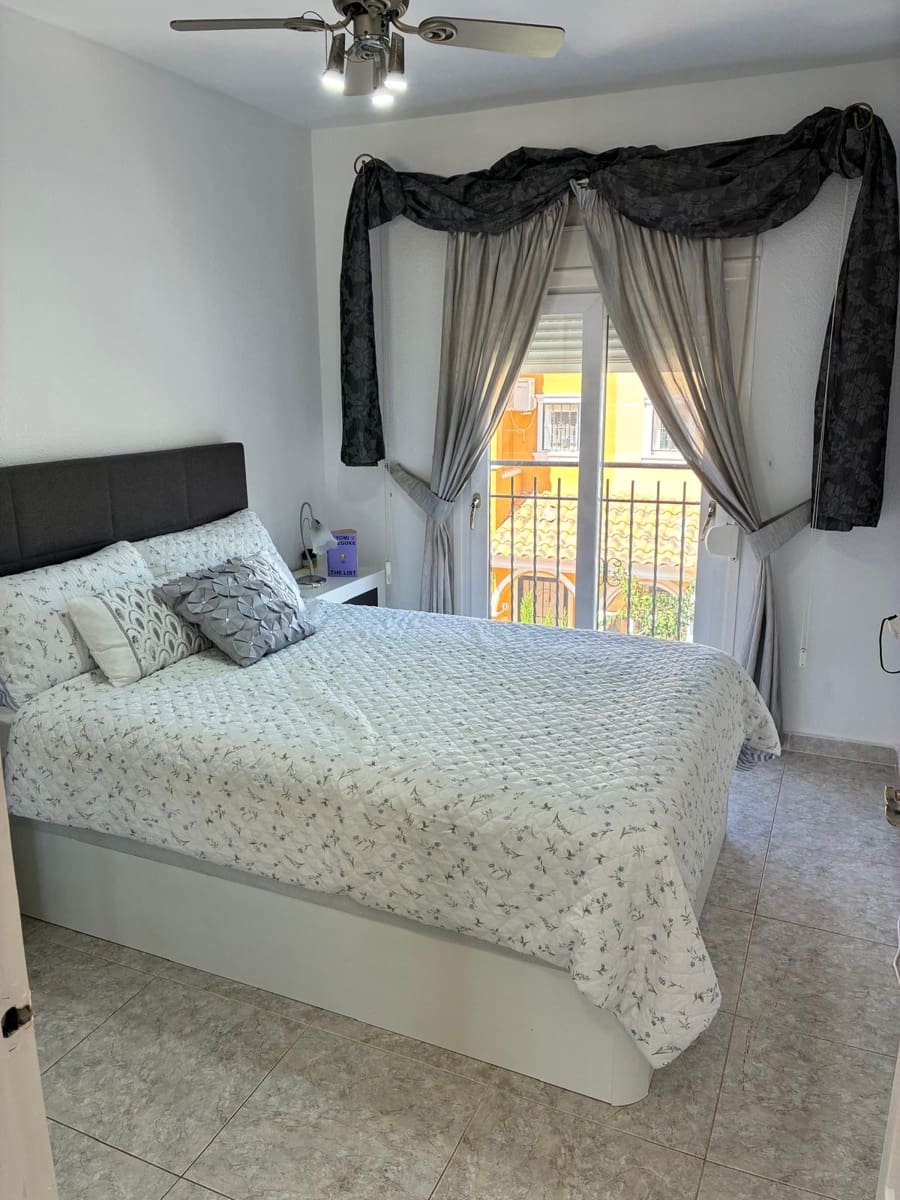 2 Zimmer Apartment zu verkaufen in Orihuela Costa mit Pool Garage - 199.994 € (Ref: 9778877)