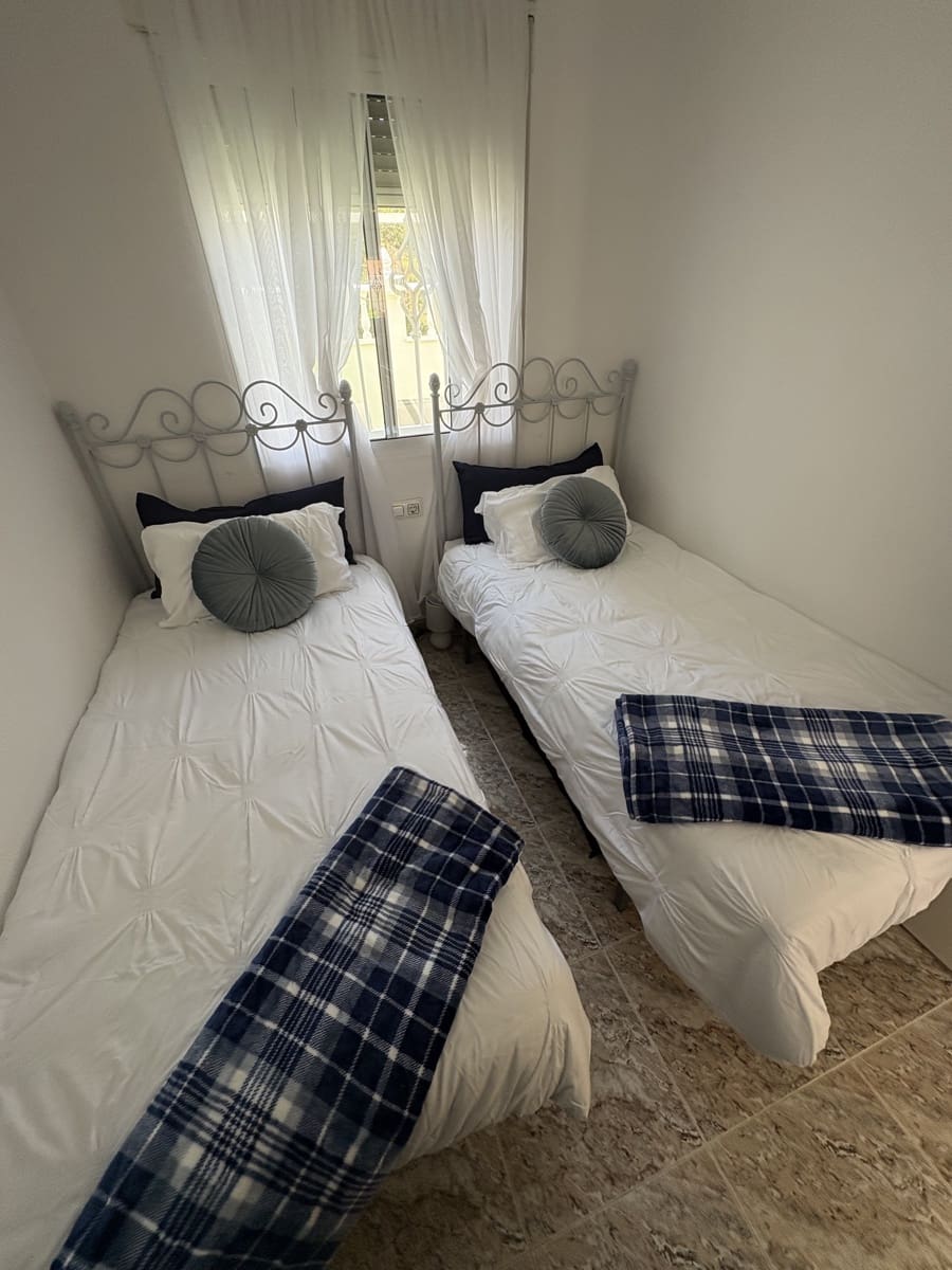 3 soveværelse Byhus til salg i Orihuela Costa med swimmingpool garage - € 239.995 (Ref: 9816311)