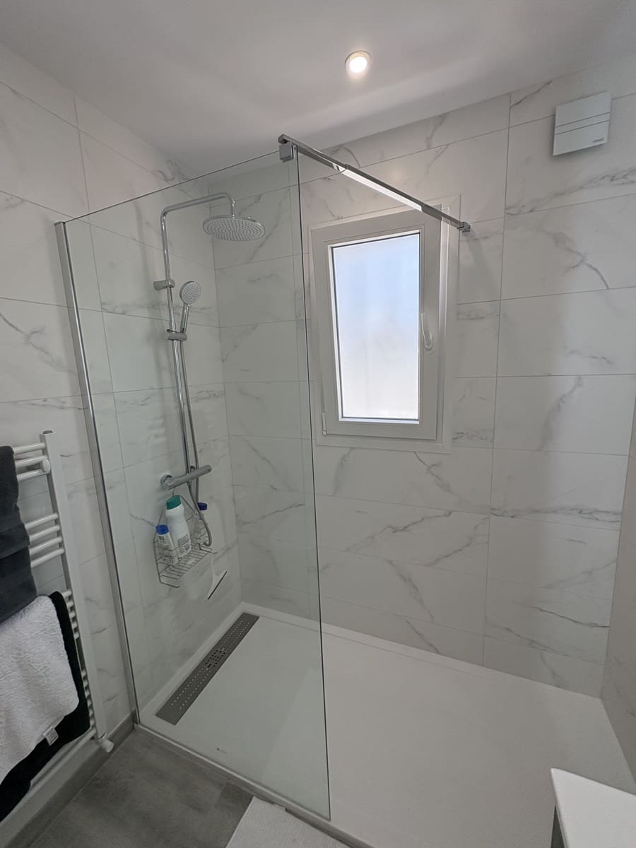3 soveværelse Byhus til salg i Orihuela Costa med swimmingpool garage - € 239.995 (Ref: 9816311)