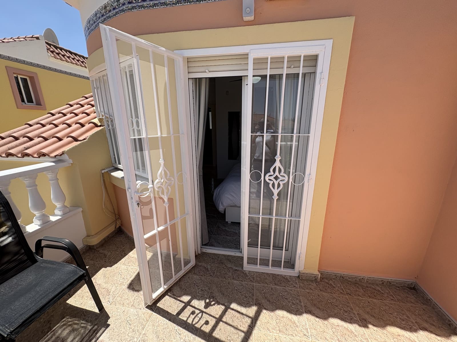 3 soveværelse Byhus til salg i Orihuela Costa med swimmingpool garage - € 239.995 (Ref: 9816311)