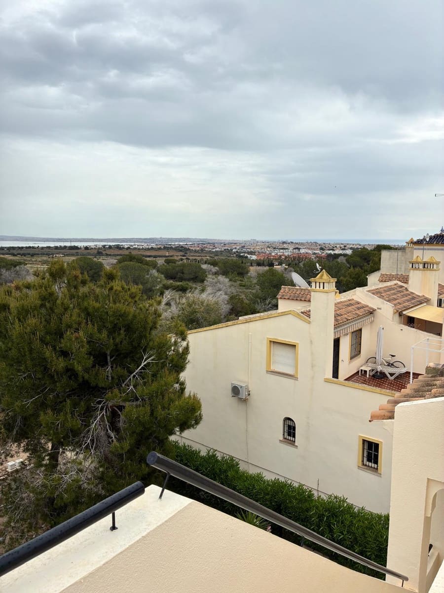 2 soveværelse Lejlighed til salg i Villamartin med swimmingpool garage - € 230.000 (Ref: 9827468)