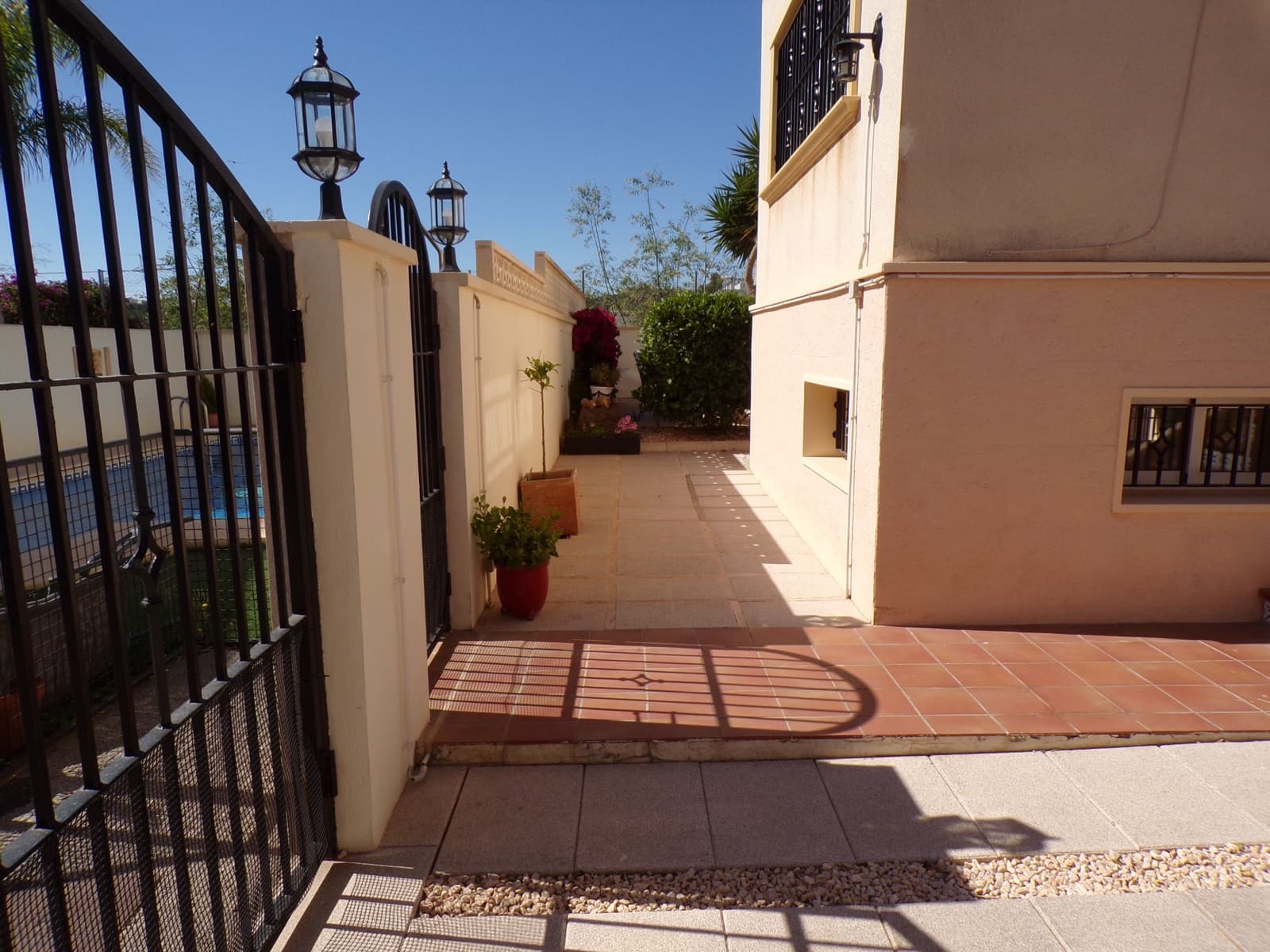 5 chambre Villa/Maison à vendre à San Miguel de Salinas avec piscine garage - 349 000 € (Ref: 9872273)