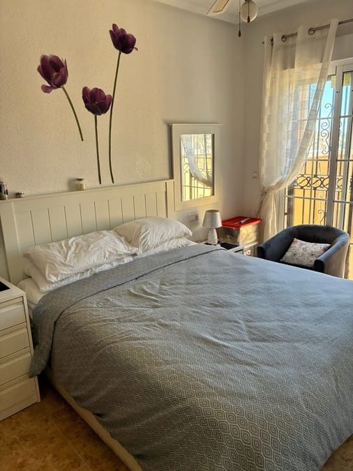 3 soverom Hus til salgs i Villamartin med svømmebasseng - € 199 995 (Ref: 9872320)