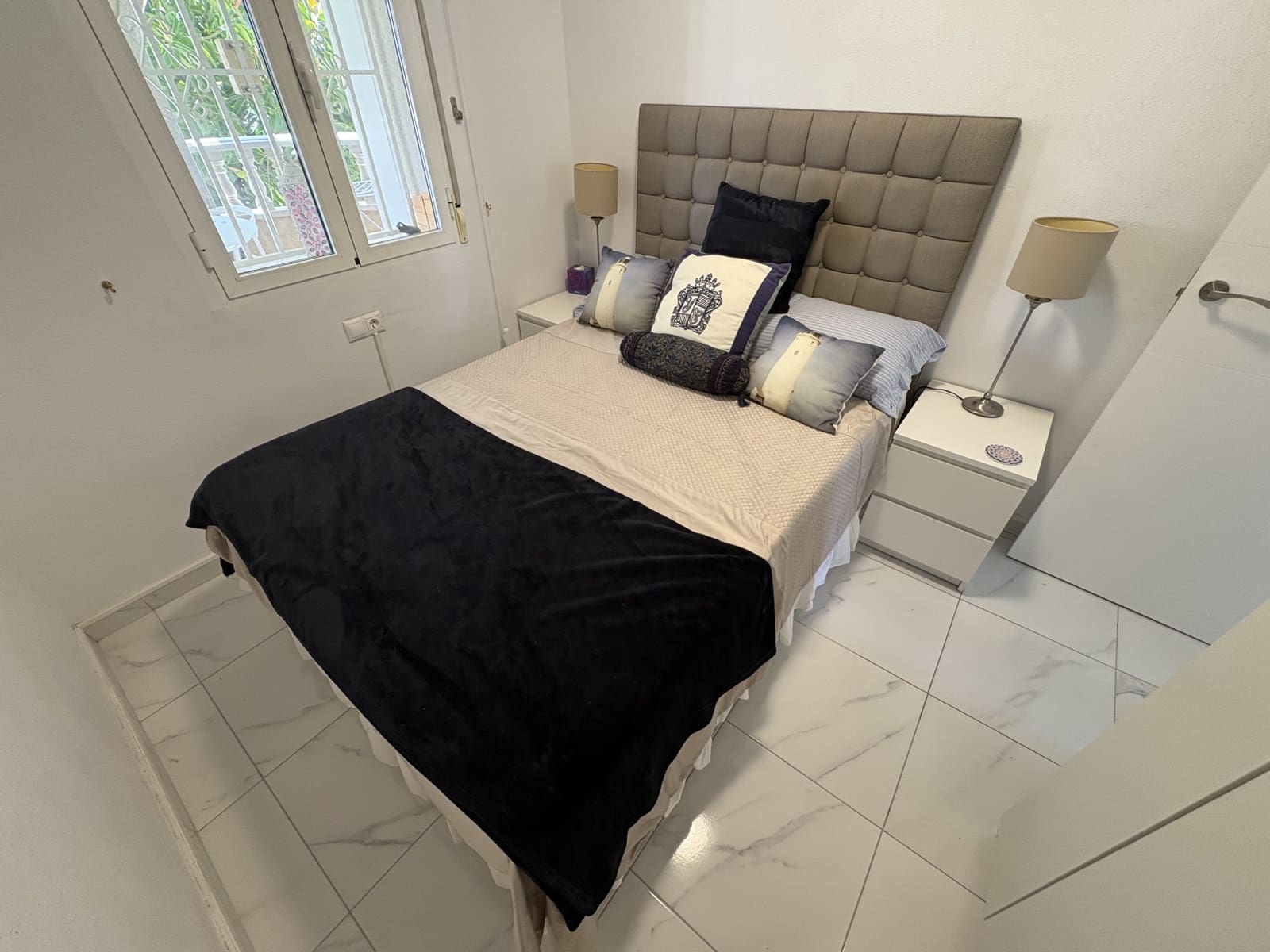 3 soverom Villa til salgs i Orihuela med svømmebasseng garasje - € 385 000 (Ref: 9890643)