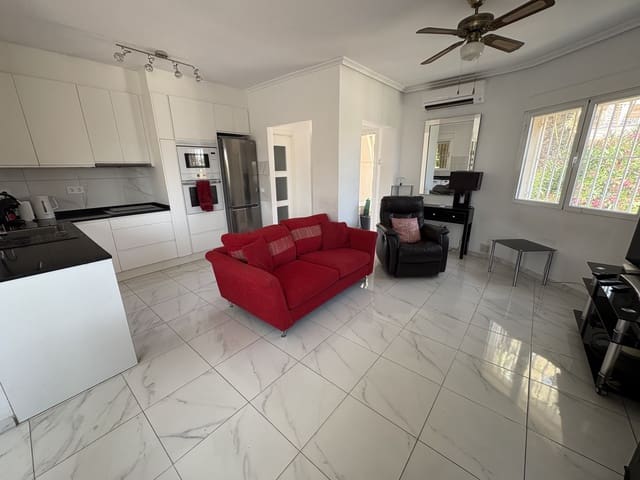 3 soveværelse Villa til salg i Orihuela med swimmingpool garage - € 385.000 (Ref: 9890643)