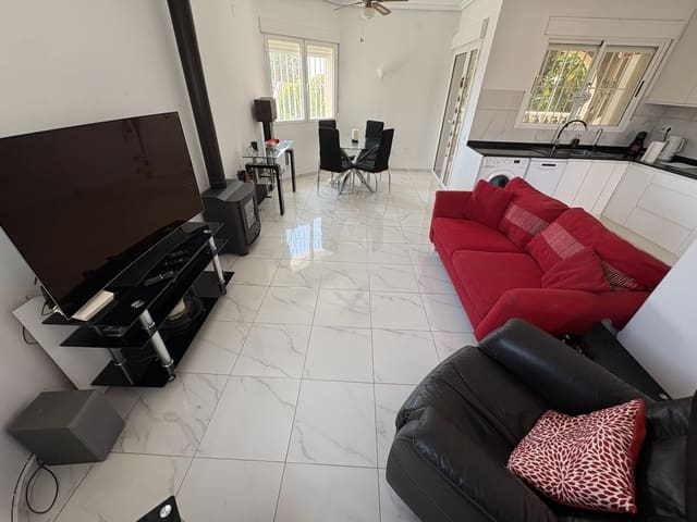 3 soveværelse Villa til salg i Orihuela med swimmingpool garage - € 385.000 (Ref: 9890643)