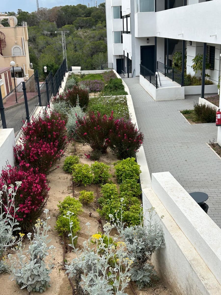 2 sovrum Lägenhet till salu i Orihuela Costa med pool garage - 237 000 € (Ref: 9946265)