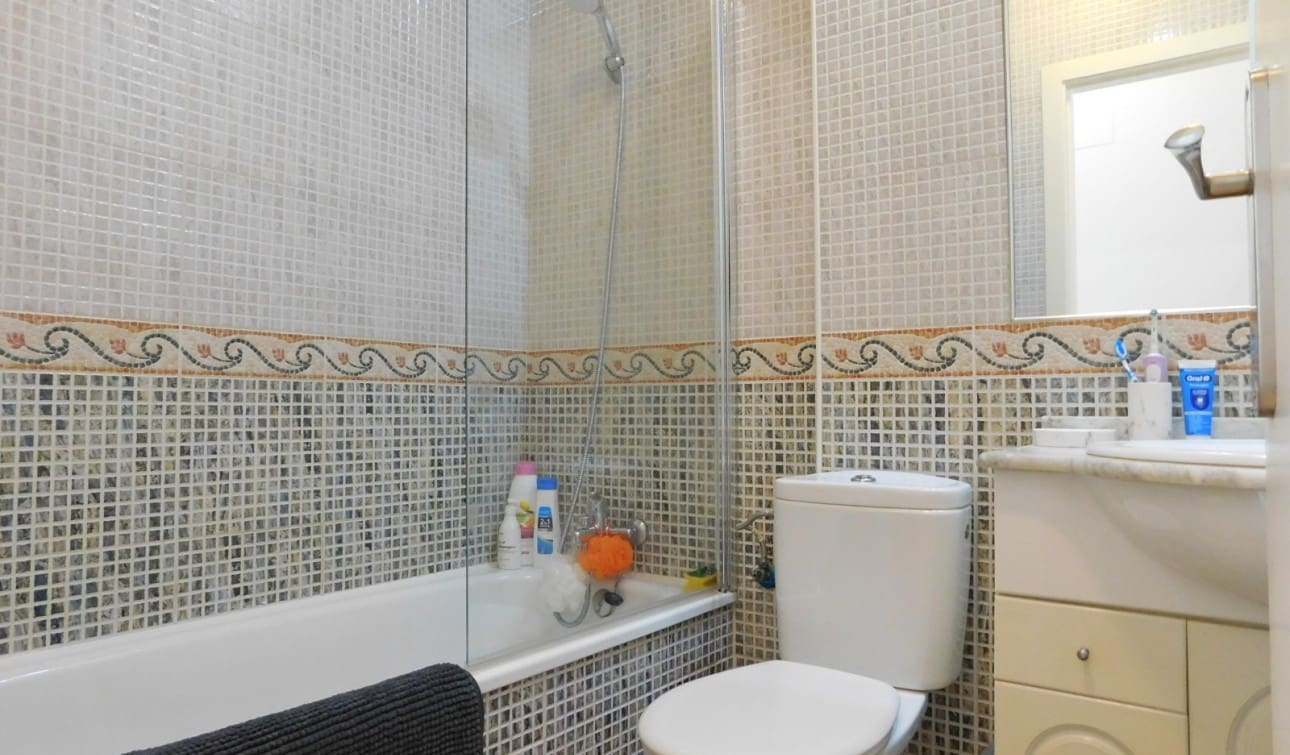 2 soverom Leilighet til salgs i Torremendo med svømmebasseng - € 105 000 (Ref: 10019797)