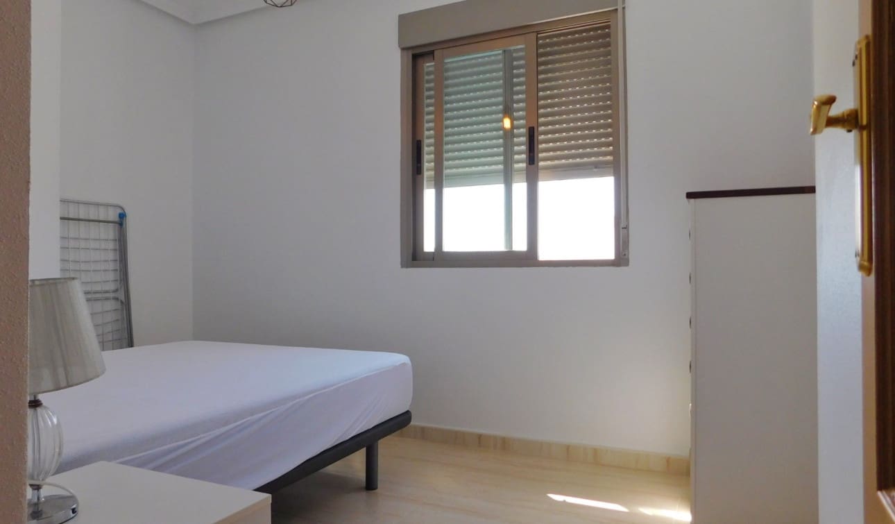 2 soveværelse Lejlighed til leje i San Miguel de Salinas med swimmingpool - € 790 (Ref: 10060643)
