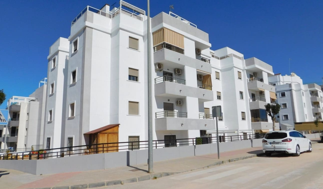 2 soveværelse Lejlighed til leje i San Miguel de Salinas med swimmingpool - € 790 (Ref: 10060643)