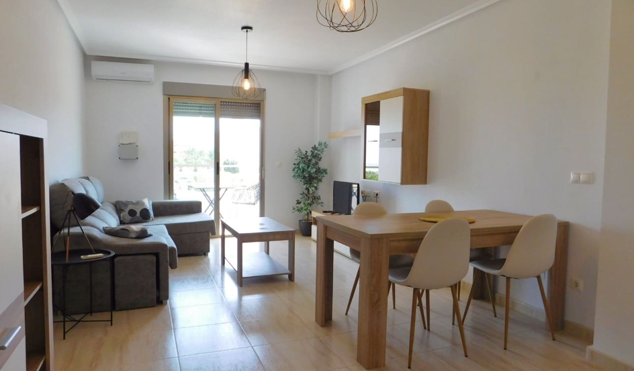 2 soveværelse Lejlighed til leje i San Miguel de Salinas med swimmingpool - € 790 (Ref: 10060643)