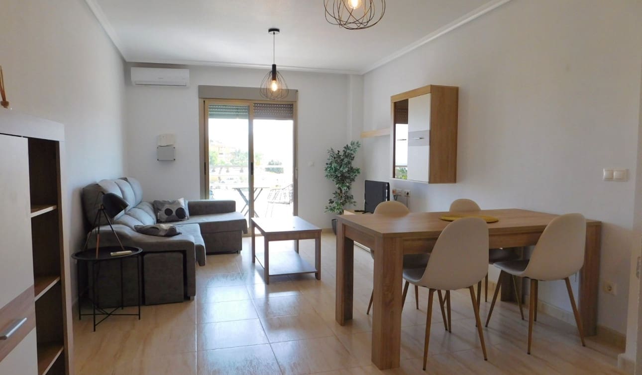 2 soveværelse Lejlighed til leje i San Miguel de Salinas med swimmingpool - € 790 (Ref: 10060643)
