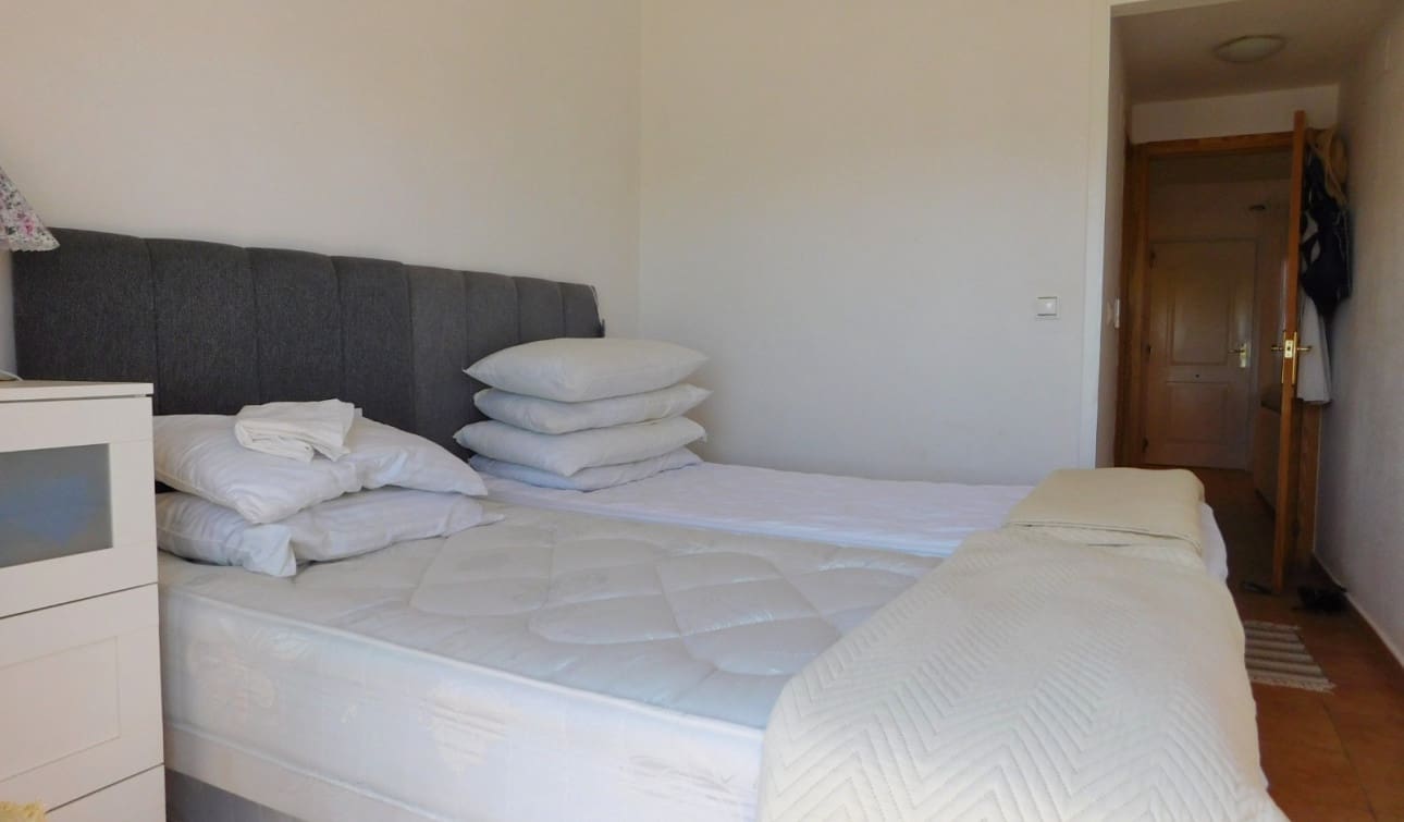 2 quarto Penthouse para venda em Torremendo com piscina - 130 000 € (Ref: 10078791)