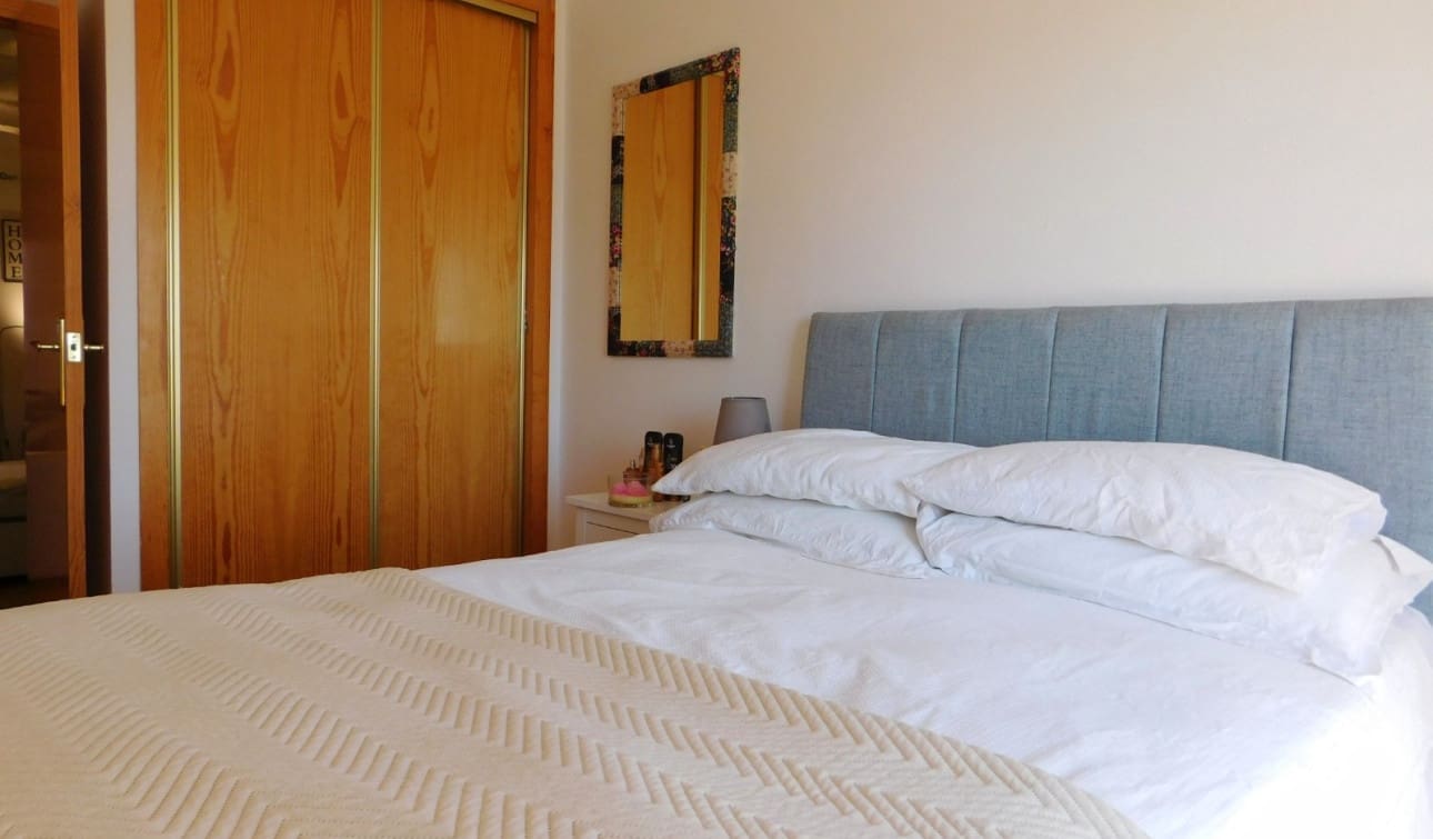 2 quarto Penthouse para venda em Torremendo com piscina - 130 000 € (Ref: 10078791)