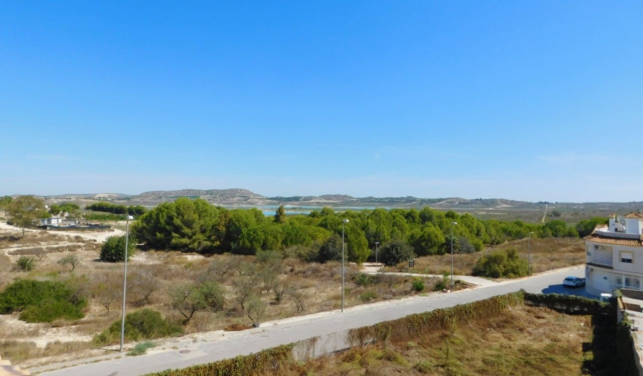 2 quarto Penthouse para venda em Torremendo com piscina - 130 000 € (Ref: 10078791)