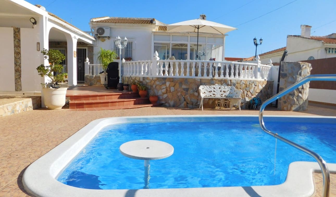 3 quarto Moradia Geminada para venda em San Luis com piscina garagem - 399 900 € (Ref: 10093827)