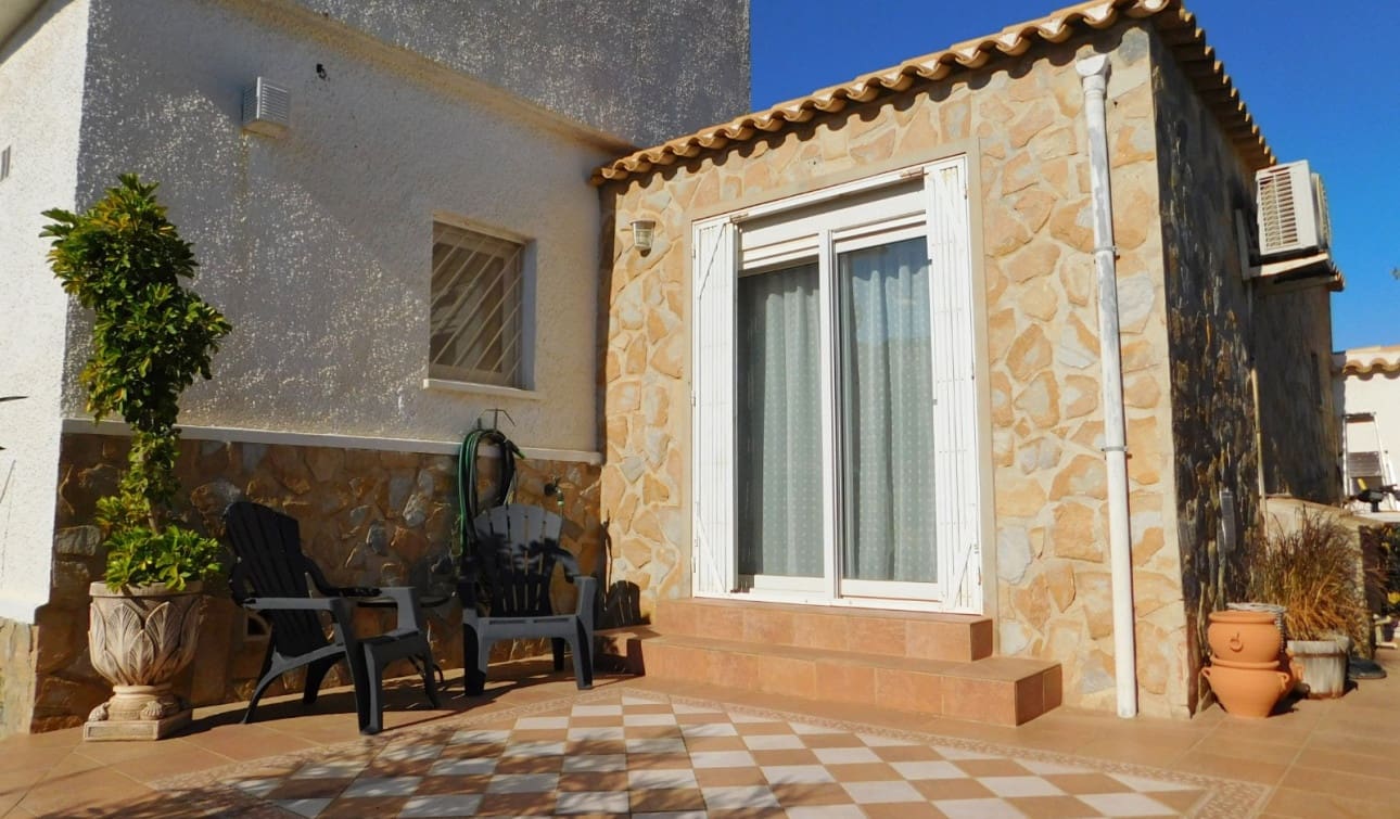 3 quarto Moradia Geminada para venda em San Luis com piscina garagem - 399 900 € (Ref: 10093827)