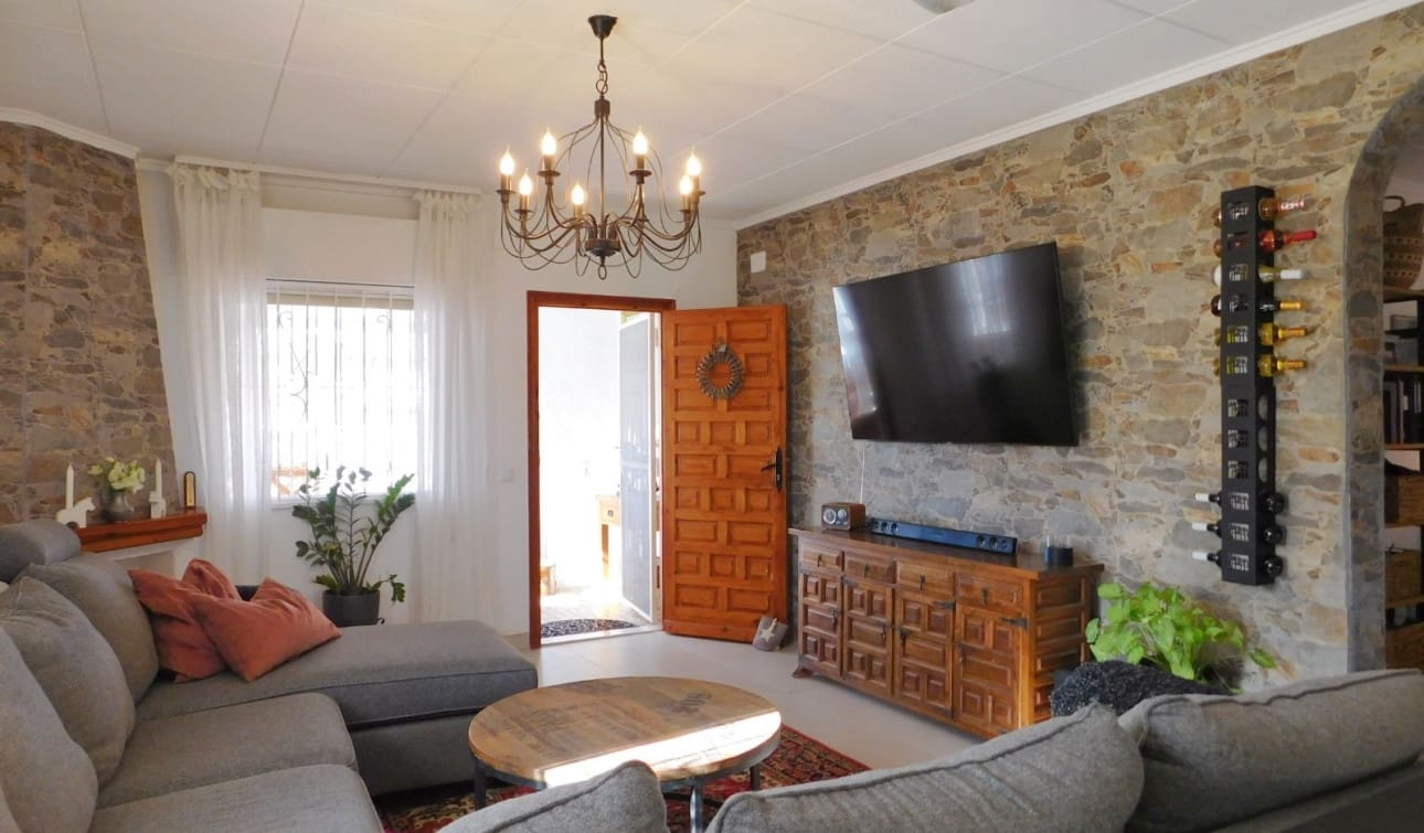 3 quarto Moradia Geminada para venda em San Luis com piscina garagem - 399 900 € (Ref: 10093827)