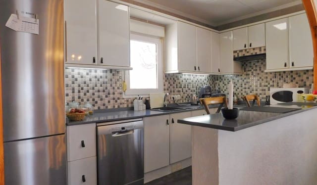 3 Zimmer Doppelhaus zu verkaufen in San Luis, Torrevieja mit Pool Garage - 399.900 € (Ref: 10093827)