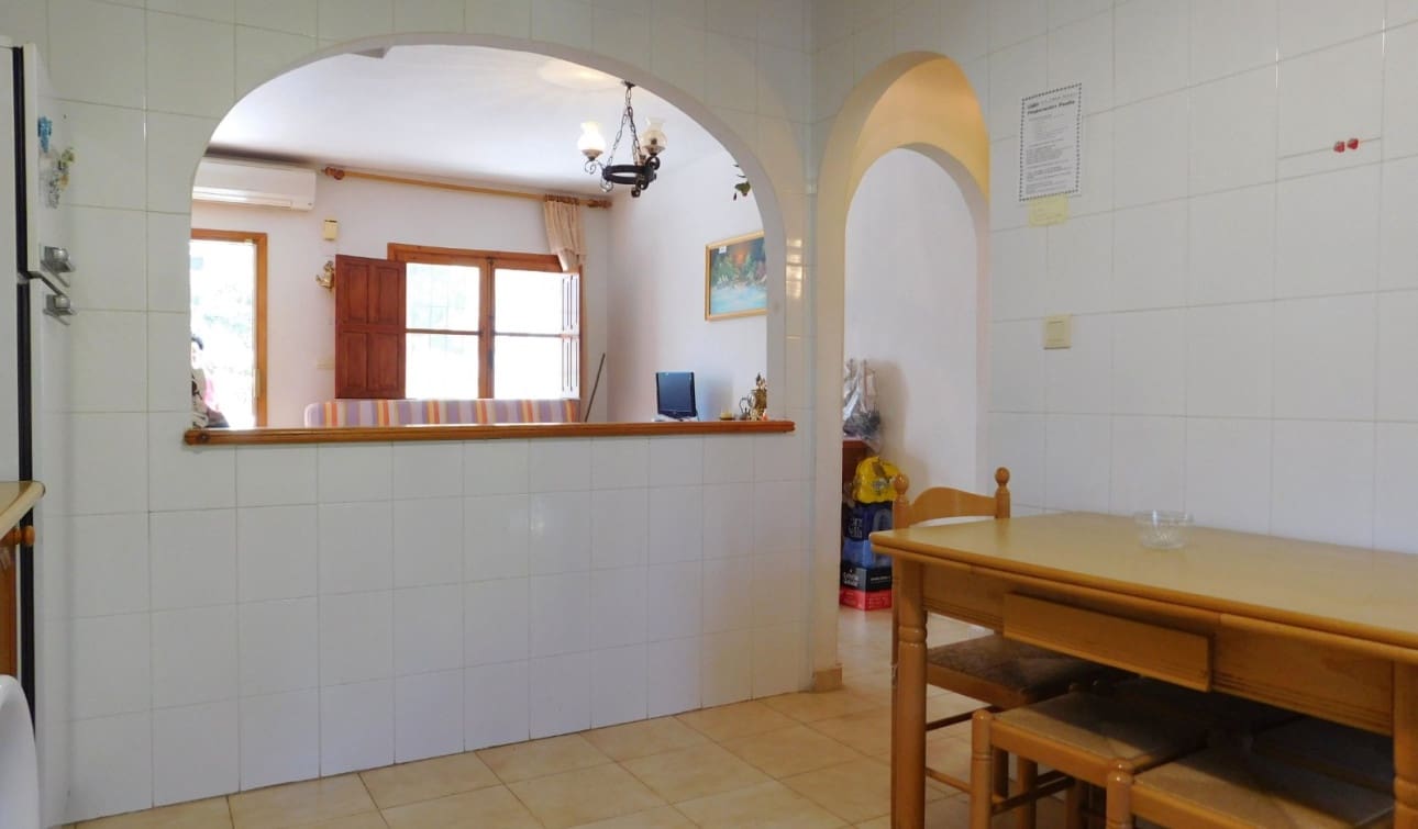 2 chambre Maison de Ville à vendre à Torrevieja avec piscine - 198 000 € (Ref: 10106474)