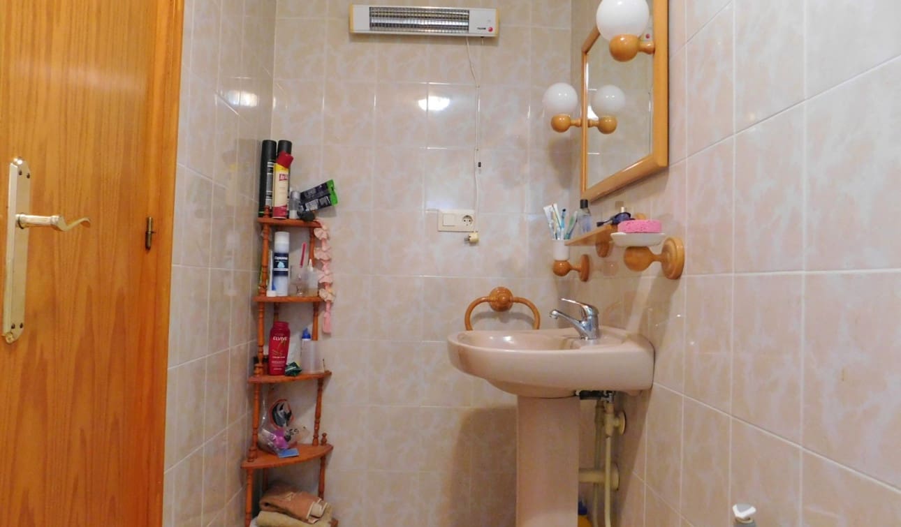 2 chambre Maison de Ville à vendre à Torrevieja avec piscine - 198 000 € (Ref: 10106474)