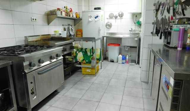 Commerciale in vendita in Torremendo, Orihuela con piscina - 25.000 € (Rif: 7257885)