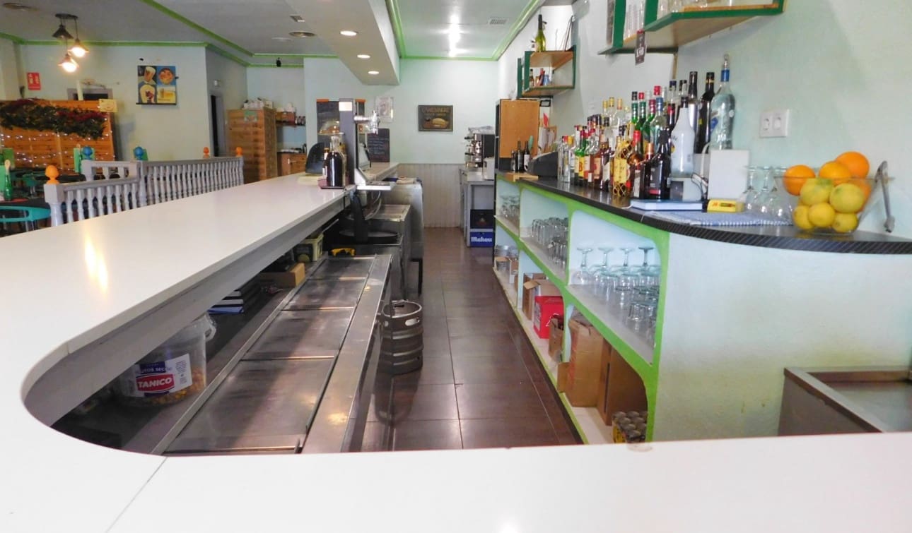 Commerciale in vendita in Torremendo con piscina - 25.000 € (Rif: 7257885)