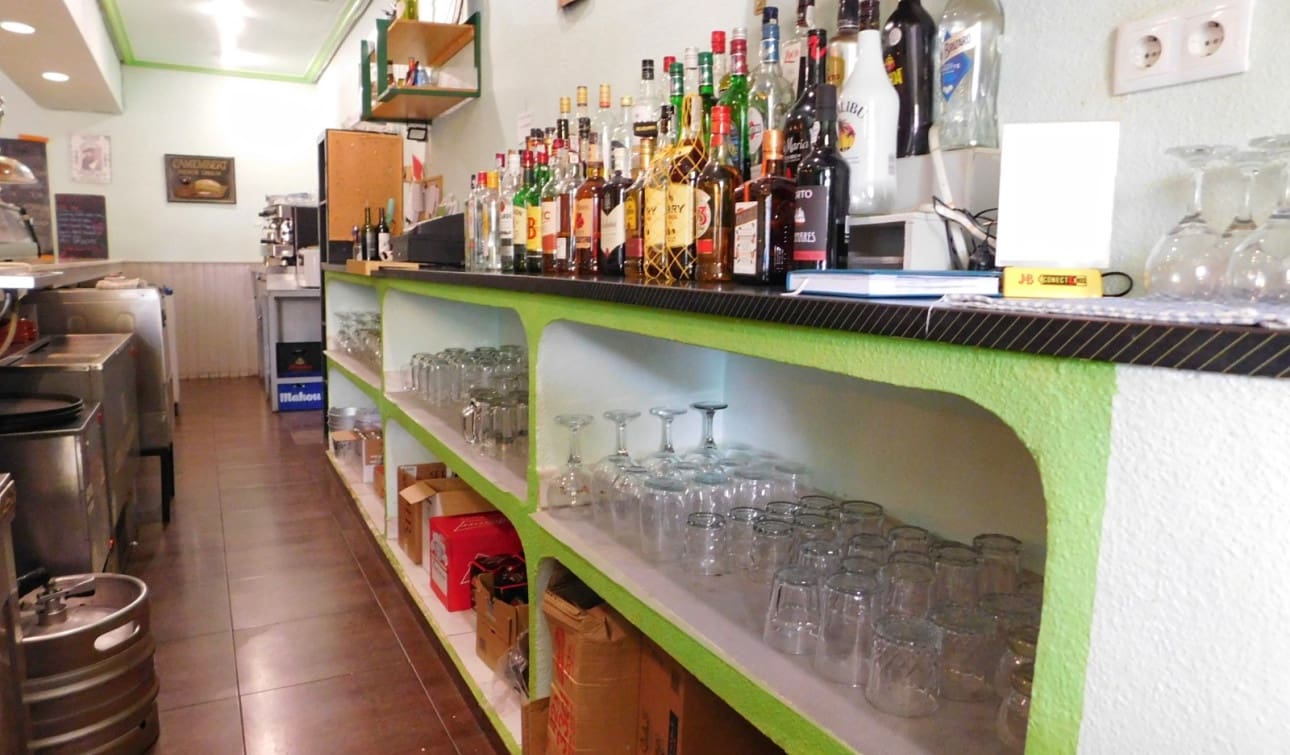 Commerciale in vendita in Torremendo con piscina - 25.000 € (Rif: 7257885)