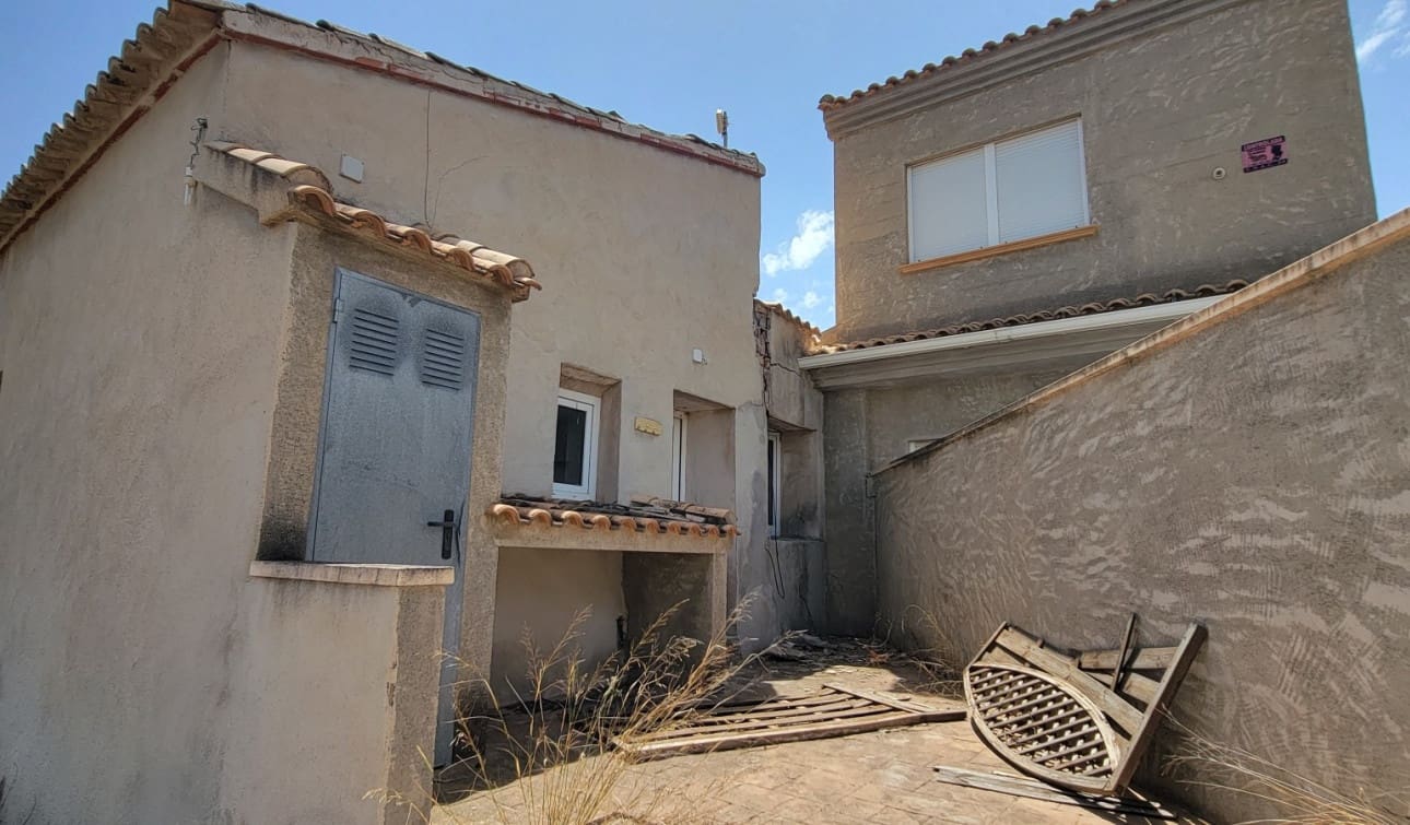 4 soveværelse Finca/Landehus til salg i Torremendo med swimmingpool - € 119.995 (Ref: 7848615)