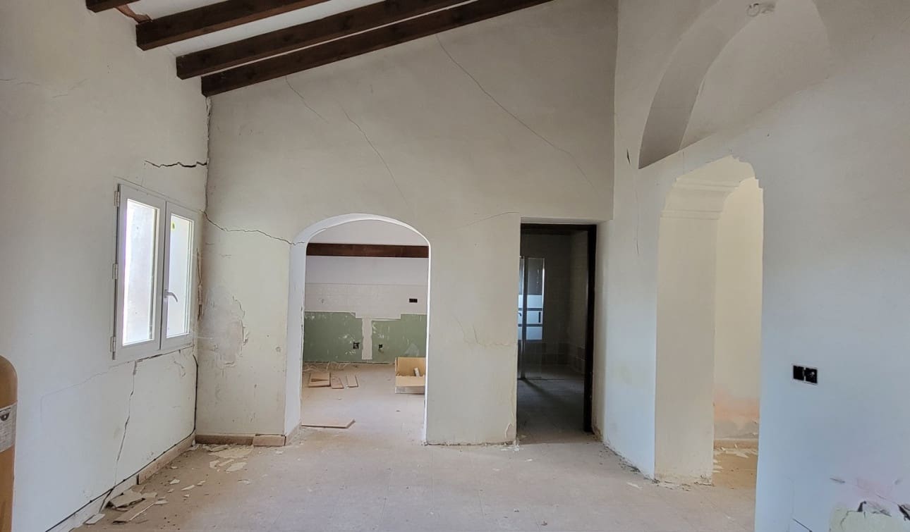 4 soveværelse Finca/Landehus til salg i Torremendo med swimmingpool - € 119.995 (Ref: 7848615)