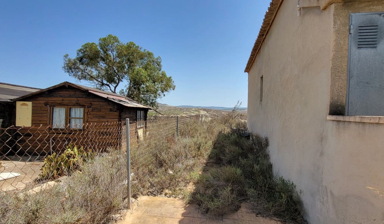 4 soveværelse Finca/Landehus til salg i Torremendo med swimmingpool - € 119.995 (Ref: 7848615)