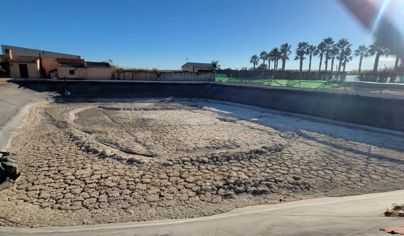 1 soveværelse Finca/Landehus til salg i San Miguel de Salinas med swimmingpool - € 370.000 (Ref: 7941727)