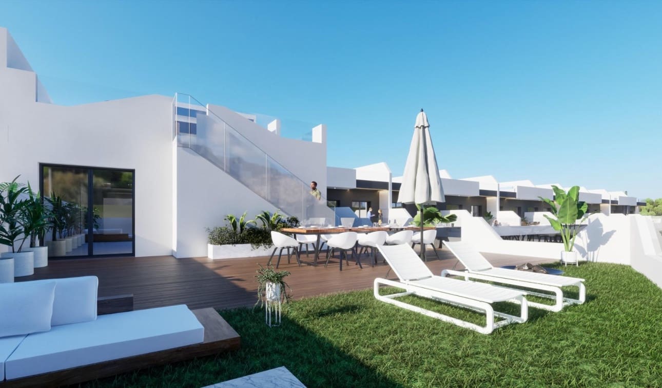 4 Zimmer Penthouse zu verkaufen in Benijofar mit Pool - 328.000 € (Ref: 8402524)