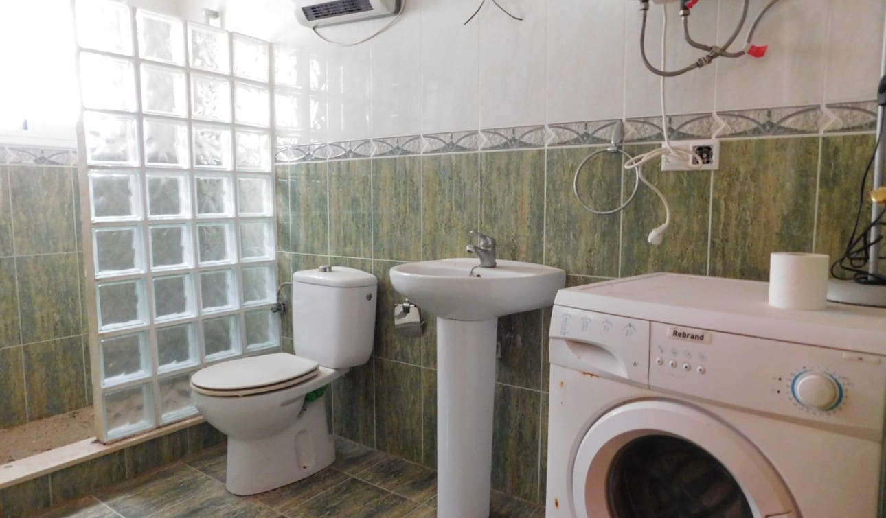 3 bedroom Villa for sale in Ciudad Quesada with pool - € 190,000 (Ref: 8762581)