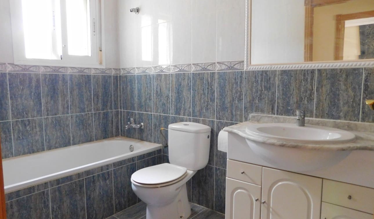 3 bedroom Villa for sale in Ciudad Quesada with pool - € 190,000 (Ref: 8762581)