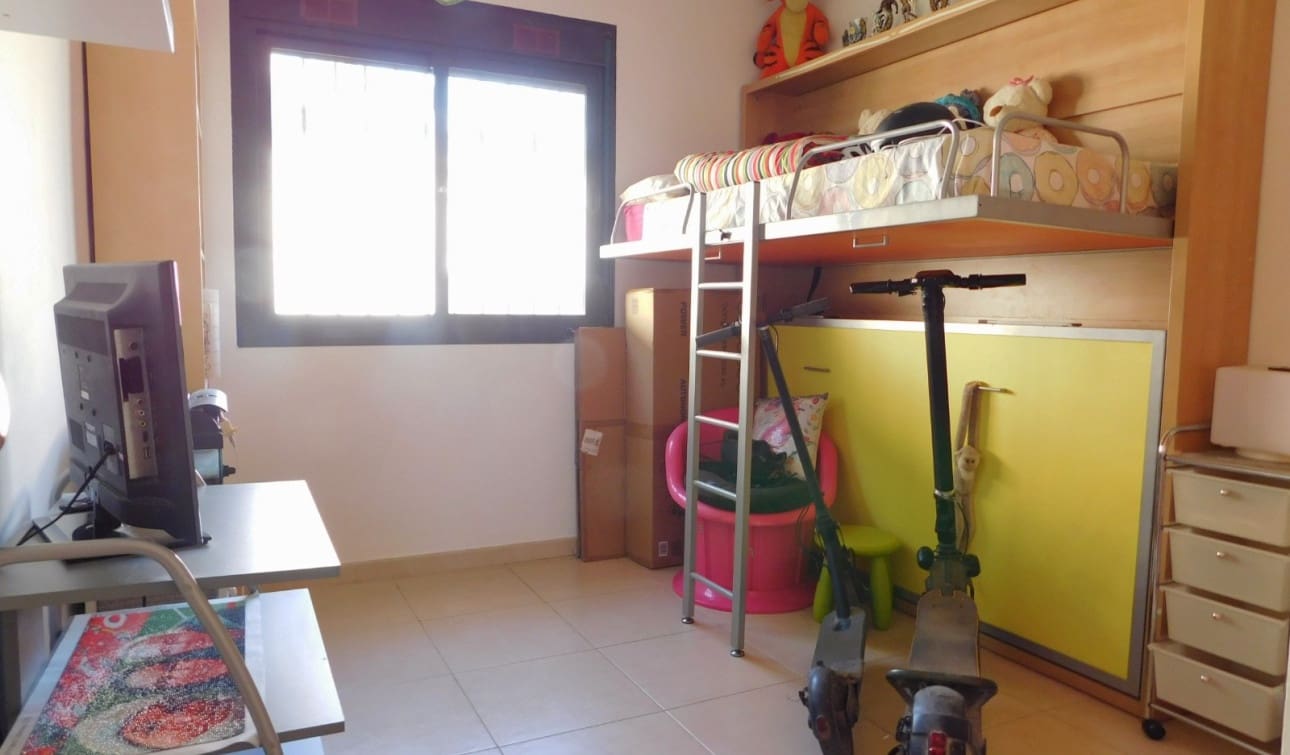 4 Zimmer Villa zu verkaufen in Ciudad Quesada mit Pool - 520.000 € (Ref: 8850286)