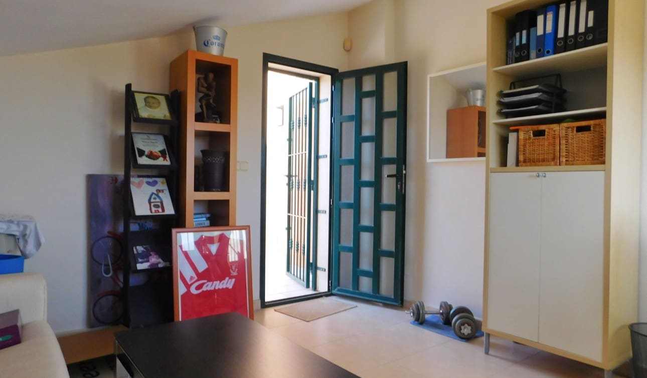 4 Zimmer Villa zu verkaufen in Ciudad Quesada mit Pool - 520.000 € (Ref: 8850286)