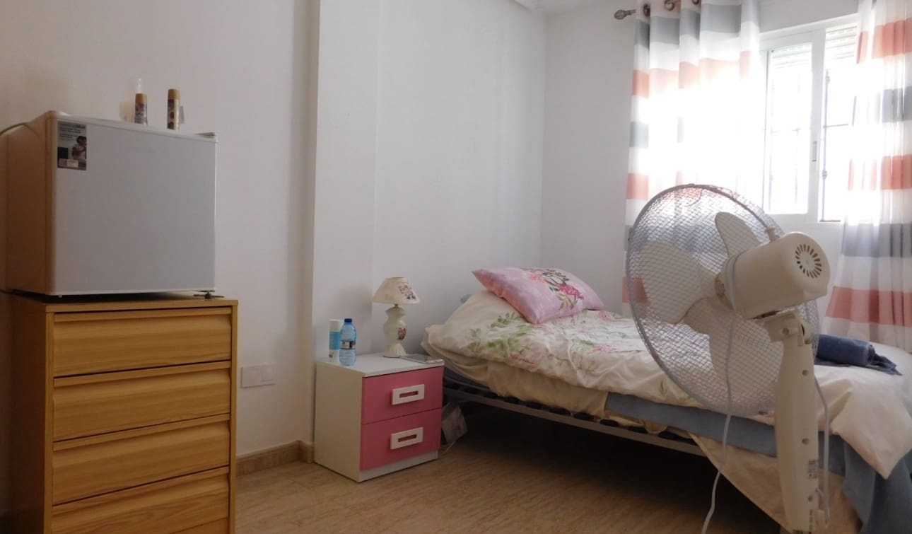 2 slaapkamer Huis te koop in Torremendo met zwembad garage - € 125.000 (Ref: 8947663)