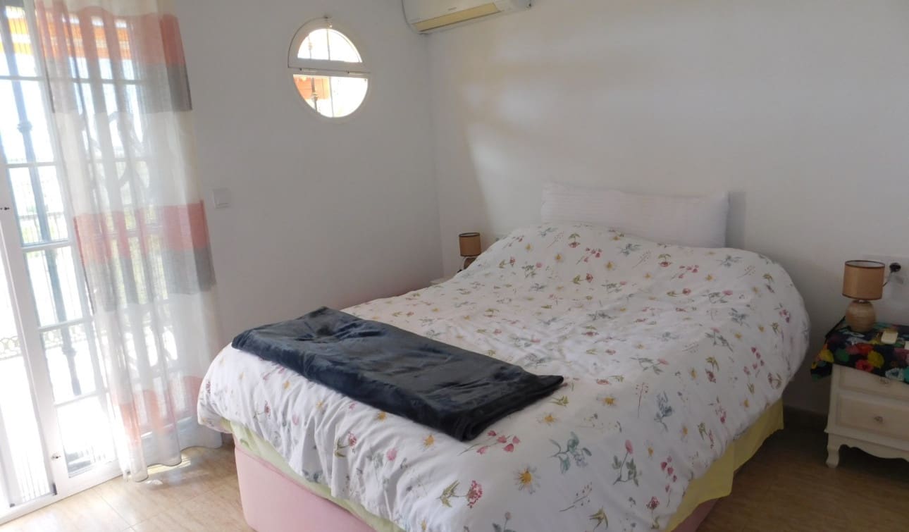 2 slaapkamer Huis te koop in Torremendo met zwembad garage - € 125.000 (Ref: 8947663)