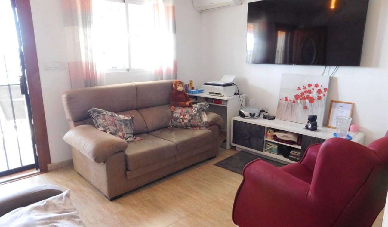 2 slaapkamer Huis te koop in Torremendo met zwembad garage - € 125.000 (Ref: 8947663)